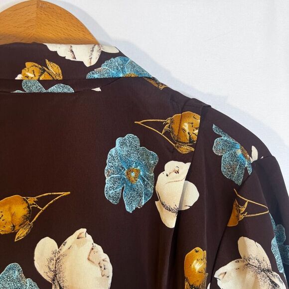 Graver Studio Brown Floral Print Button Front Lightweight Blouse Size XL - Picture 6 of 8